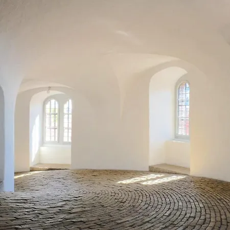 Stylish Loft In The Heart Of Cph