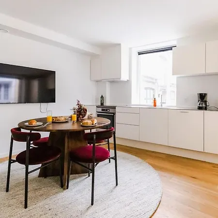 Апартаменты Stylish Loft In The Heart Of Cph Копенгаген