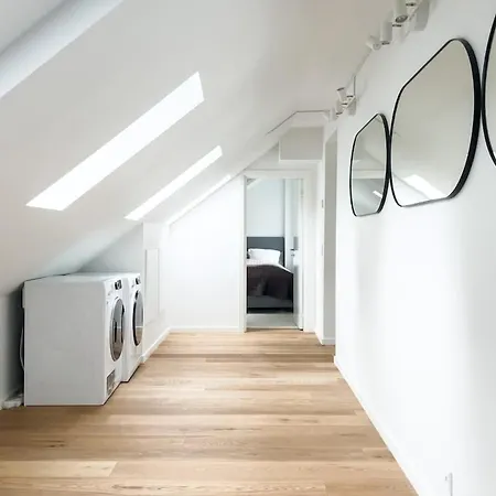 Апартаменты Stylish Loft In The Heart Of Cph Копенгаген